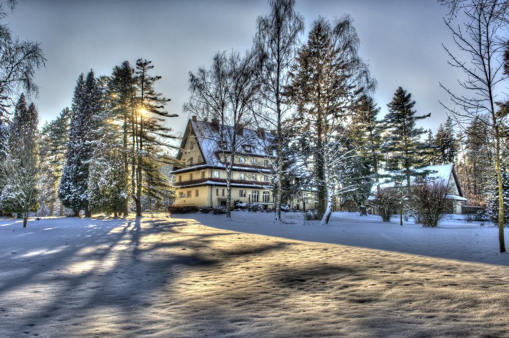 Parkhotel Skalni Mesto Jičín Buitenkant foto